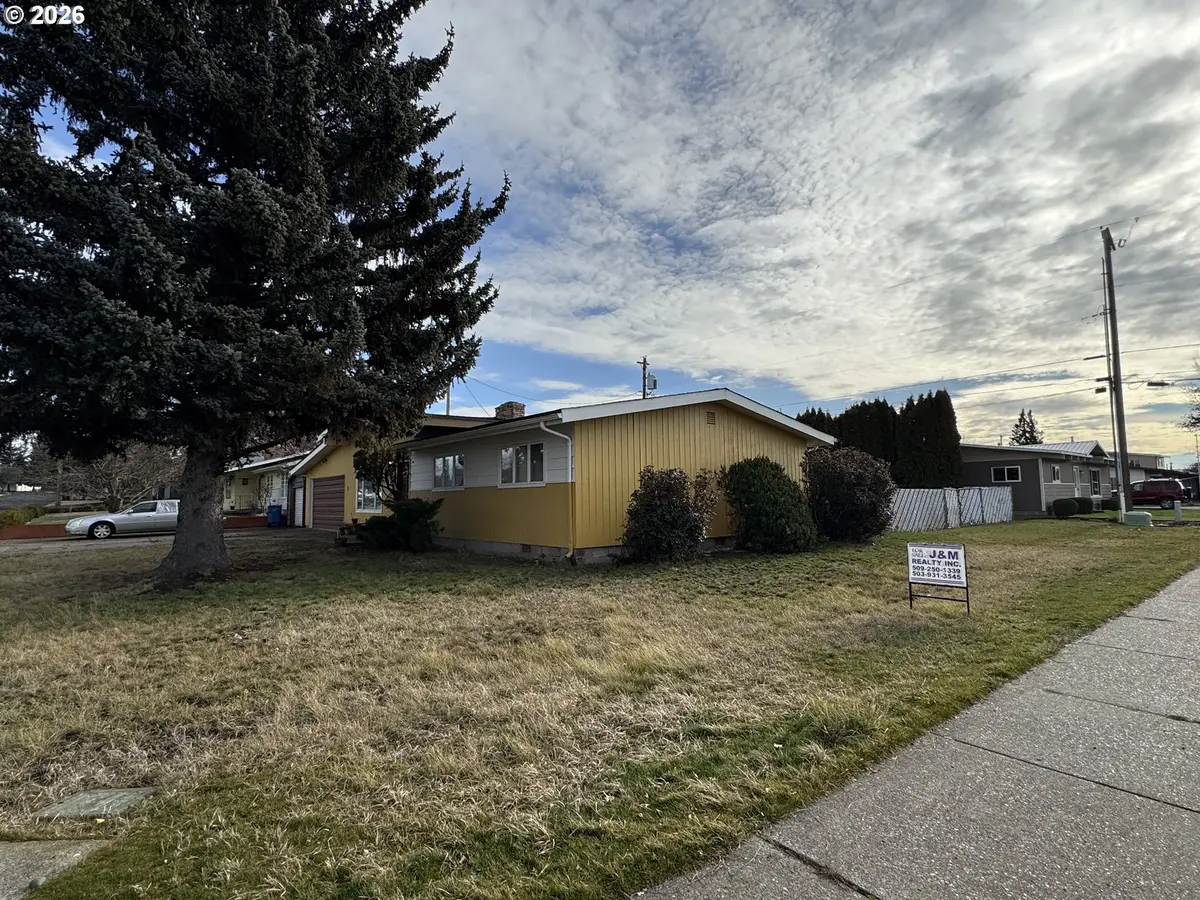 702 Elm Dr, Goldendale, WA 98620 - Image #1