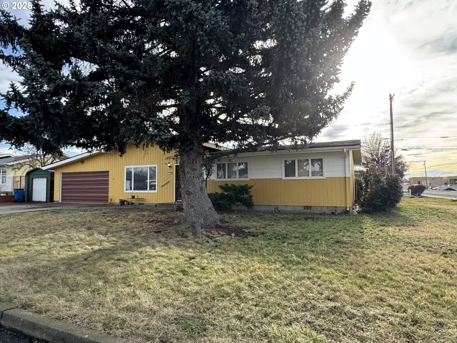 702 Elm Dr, Goldendale, WA 98620 - Image #3