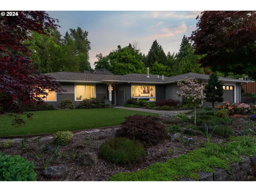 19055 Walling Cir, Northwest Clackamas, OR 97068 - #2