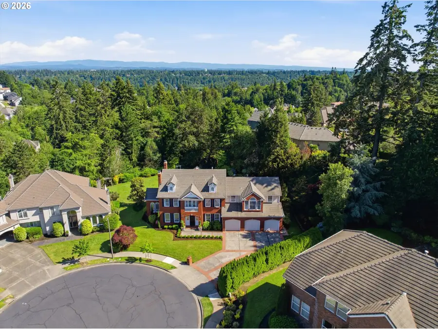3330 Quail Ridge Ct, West Linn, OR 97068 - #2