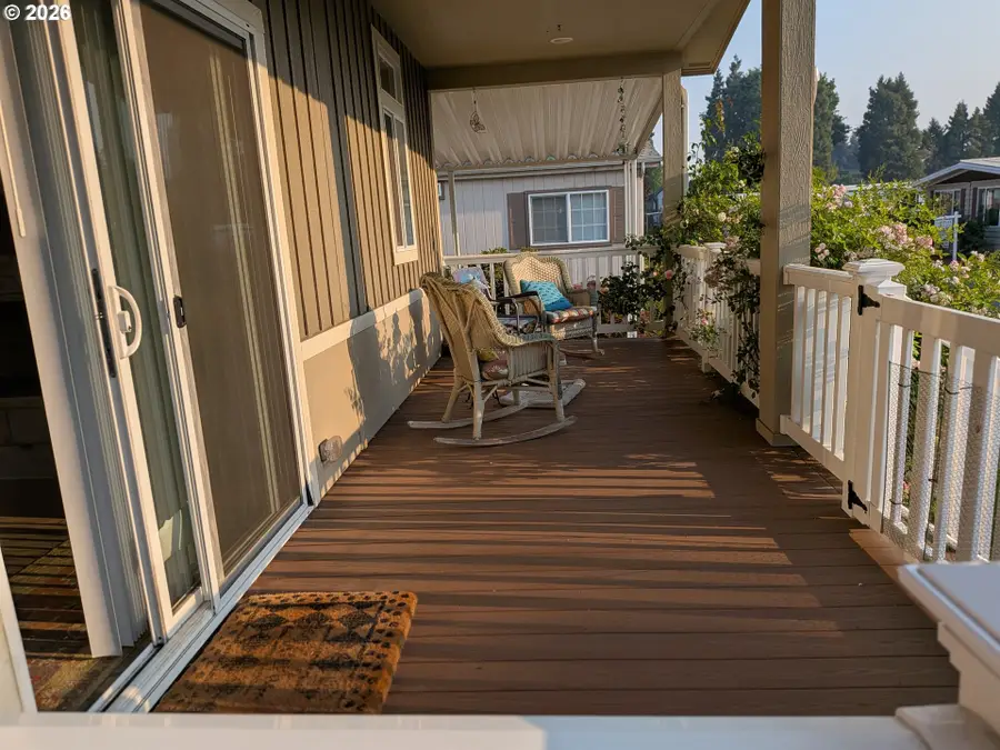 1800 Lakewood Ct #63, Eugene, OR 97402 - #2
