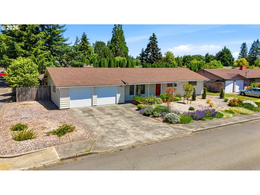 549 NW 19th St, McMinnville, OR 97128 - #2
