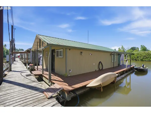 4911 NW 122nd St #64, Vancouver, WA 98685