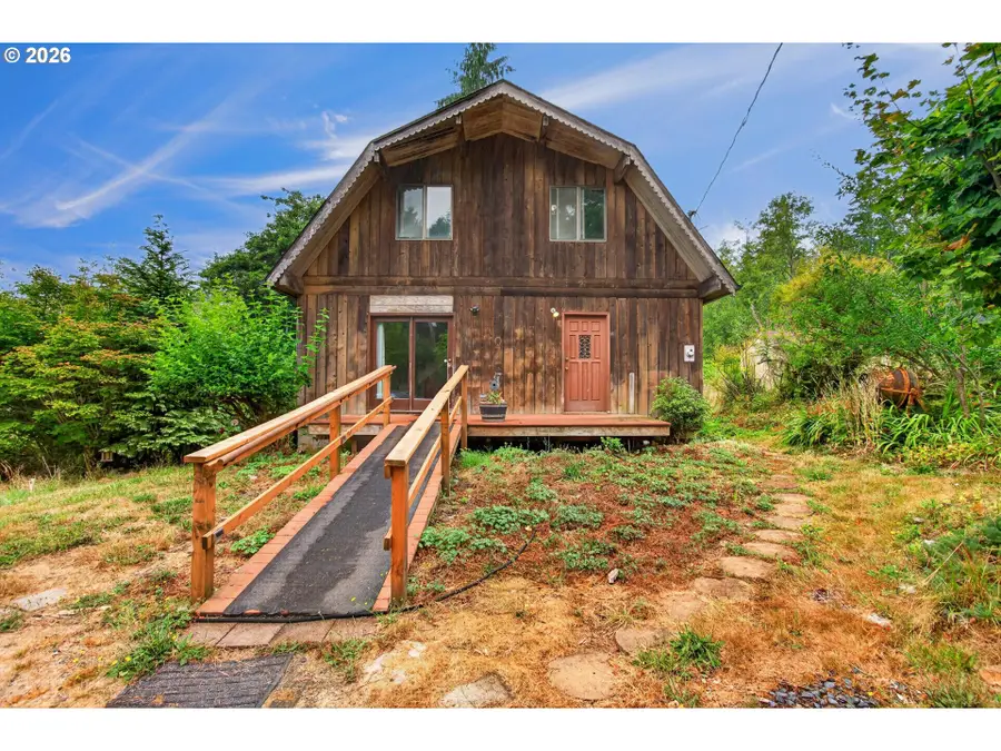 29374 Ferncrest Dr, Rainier, OR 97048 - #2
