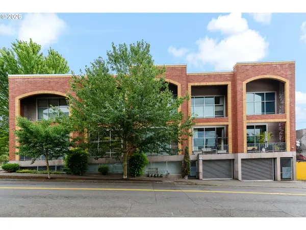 2006 SE Morrison St #B, Portland, OR 97214