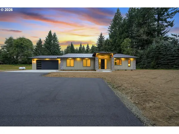 51975 E Terra Fern Dr, Sandy, OR 97055