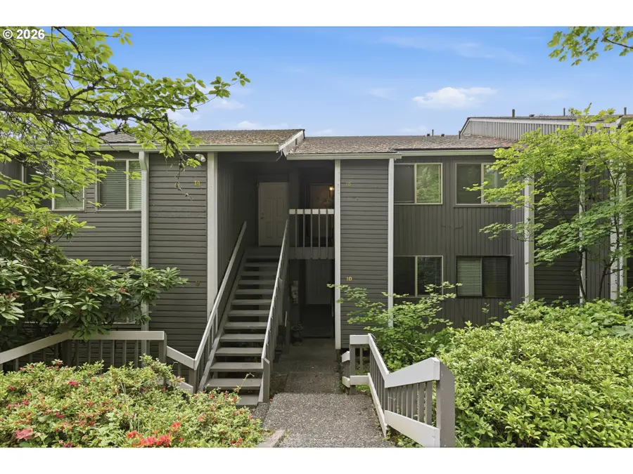 44 Eagle Crest Dr #10, Lake Oswego, OR 97035 - #2