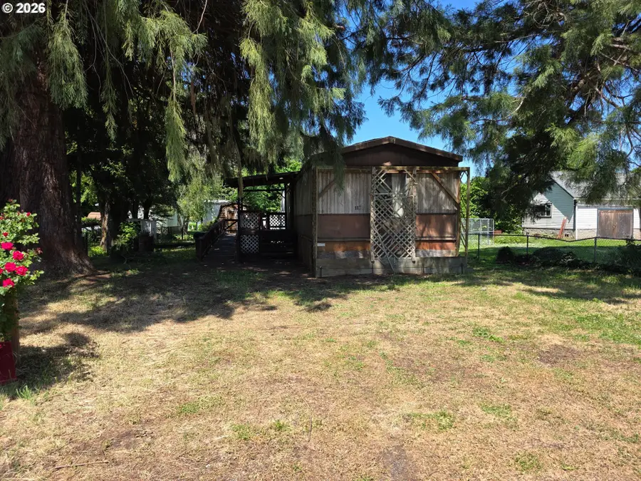 440 Division Ave, Drain, OR 97435 - #3