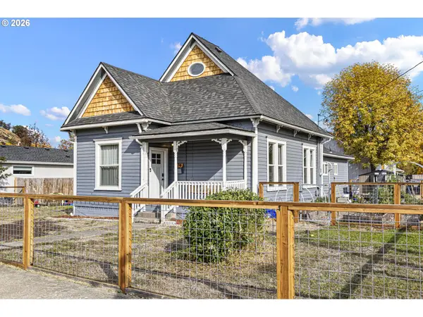 174 SE Mosher Ave, Roseburg, OR 97470