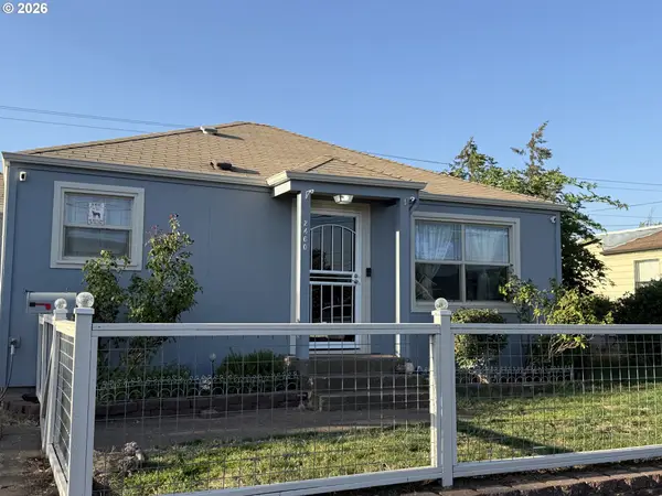 2460 E St, Springfield, OR 97477
