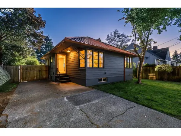 4415 NE Valley View Ln, Vancouver, WA 98663