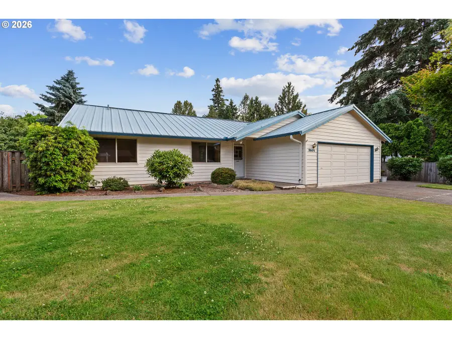 2571 Troy Ct, West Linn, OR 97068 - #2