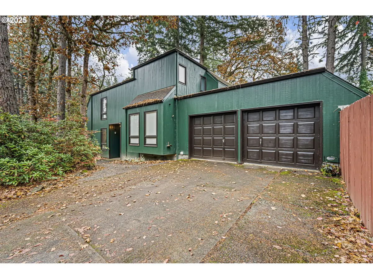 4856 Mahalo Dr, Eugene, OR 97405 - Image #1