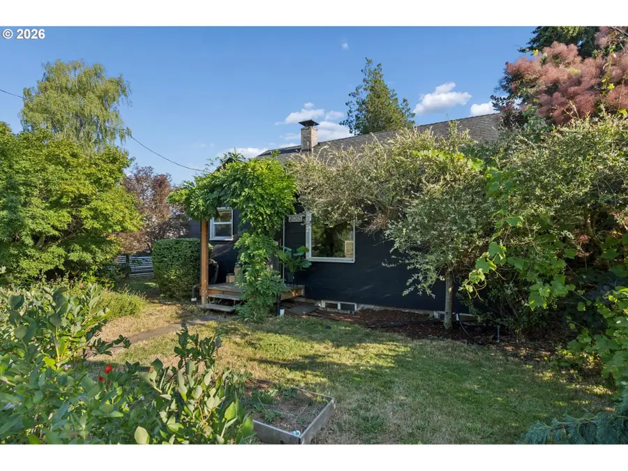 2015 E 29th St, Vancouver, WA 98663 - #2