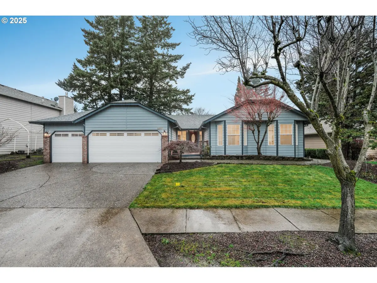 257 SW Nancy Cir, Gresham, OR 97030 - Image #1