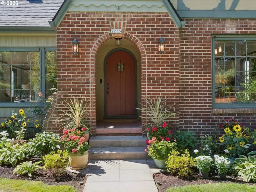2235 NE 25th Ave, Portland, OR 97212 - #2