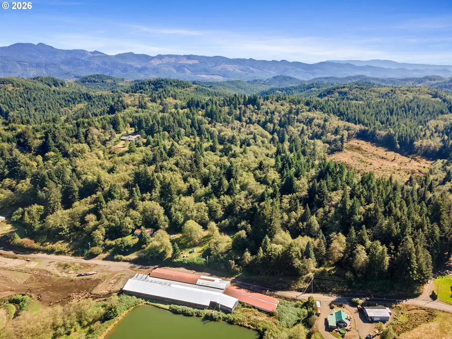 8365 Bewley Creek Rd, Tillamook, OR 97141 - #3