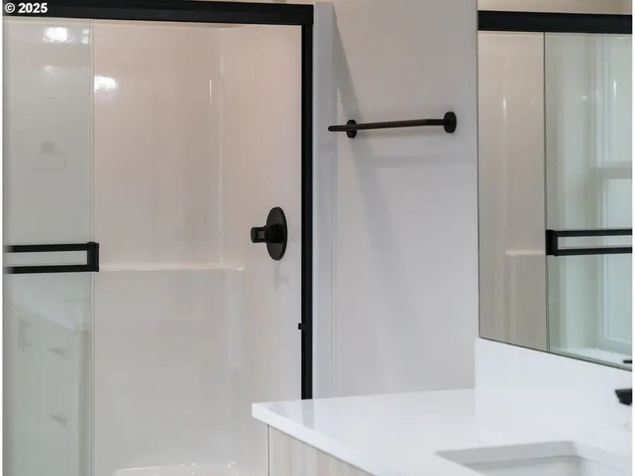 14372 SE Knight St, Portland, OR 97236 - #2