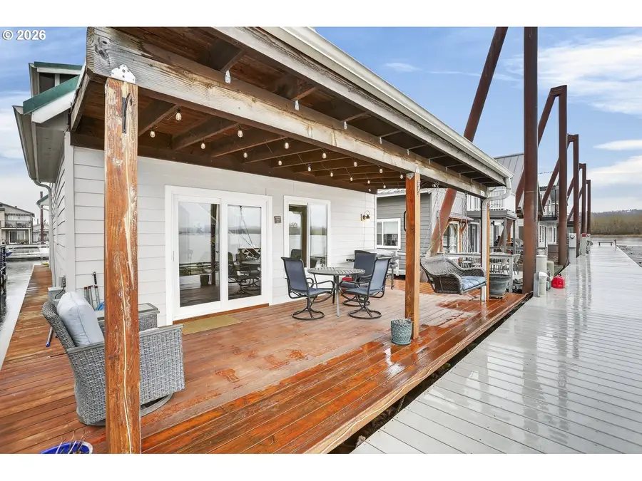 19609 NE Marine Dr #A5, Portland, OR 97230 - #2