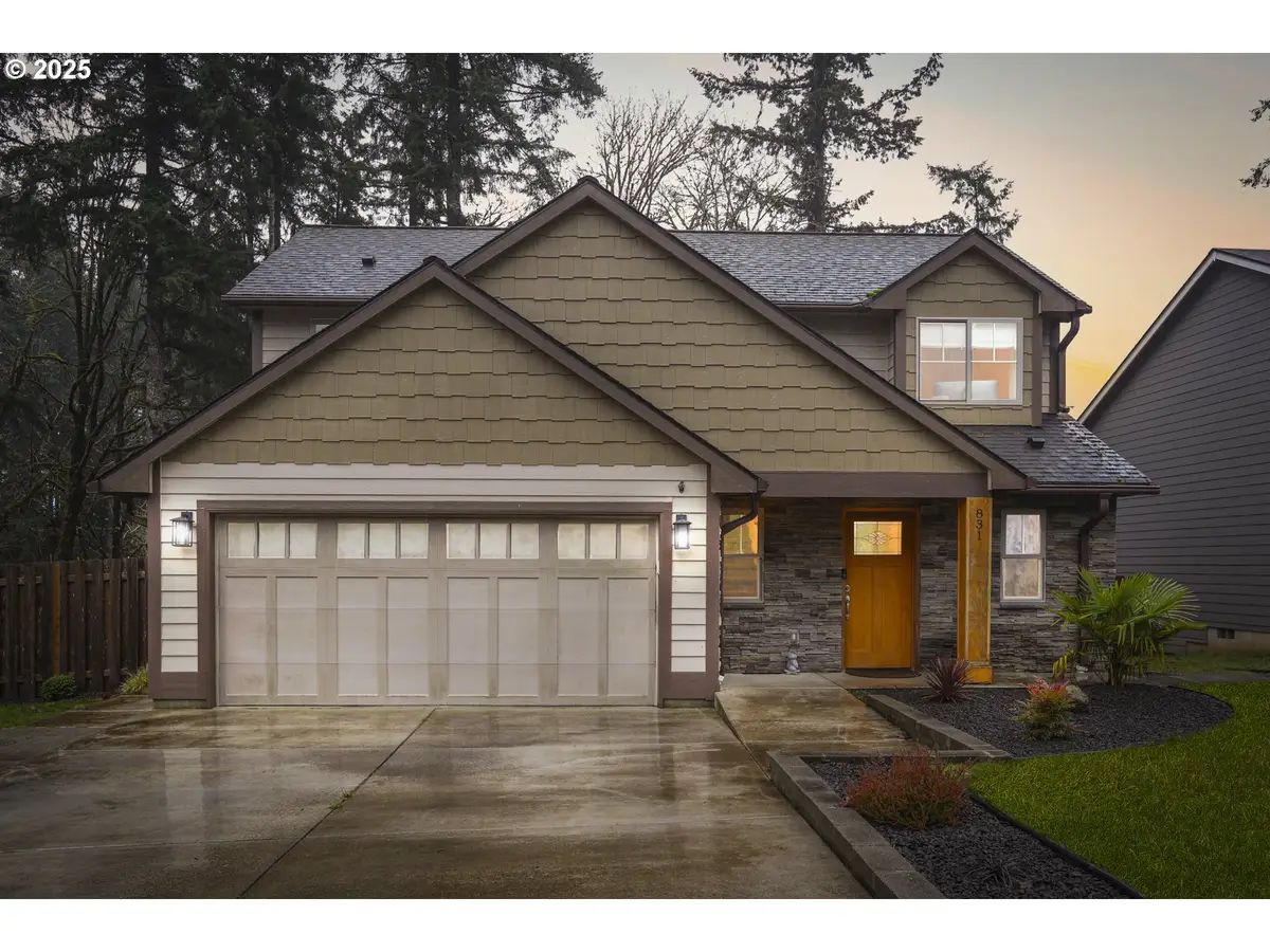 831 Virginia Cir, Clatskanie, OR 97016 - Image #1