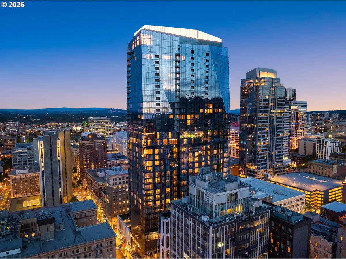 550 SW 10th Ave #2405, Portland, OR 97205 - #1