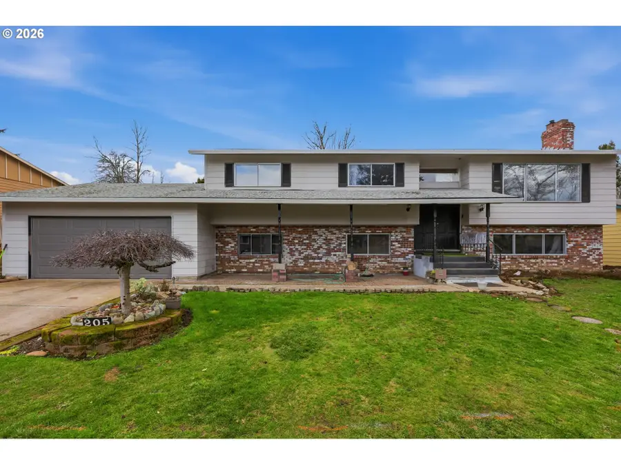 205 SE Olvera Ave, Gresham, OR 97080 - #3