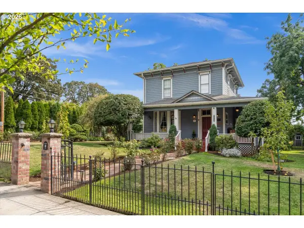 1938 16th Ave, ForestGrove, OR 97116