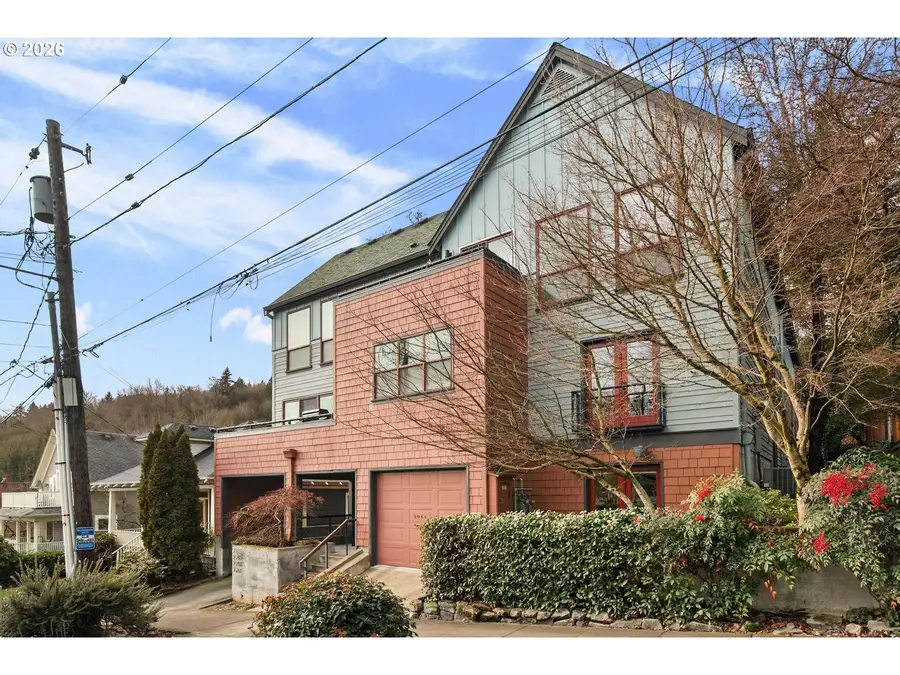 5047 SW View Point Ter #C, Portland, OR 97239 - #2