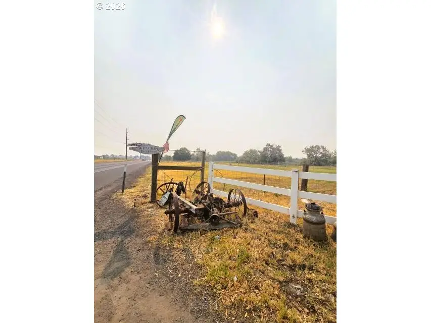 710 E Elm Ave, Hermiston, OR 97838 - #3
