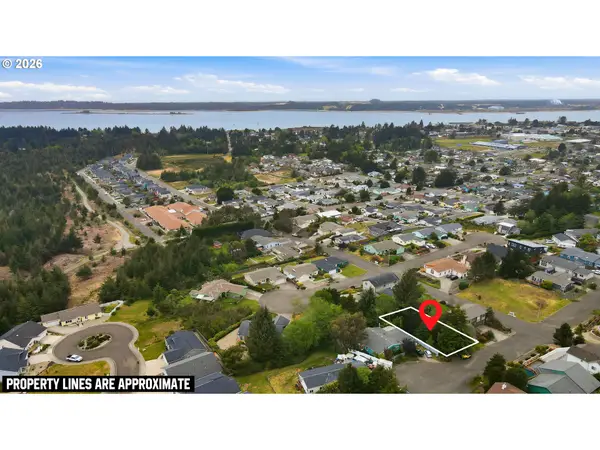 Zanna Pl #11, CoosBay, OR 97420