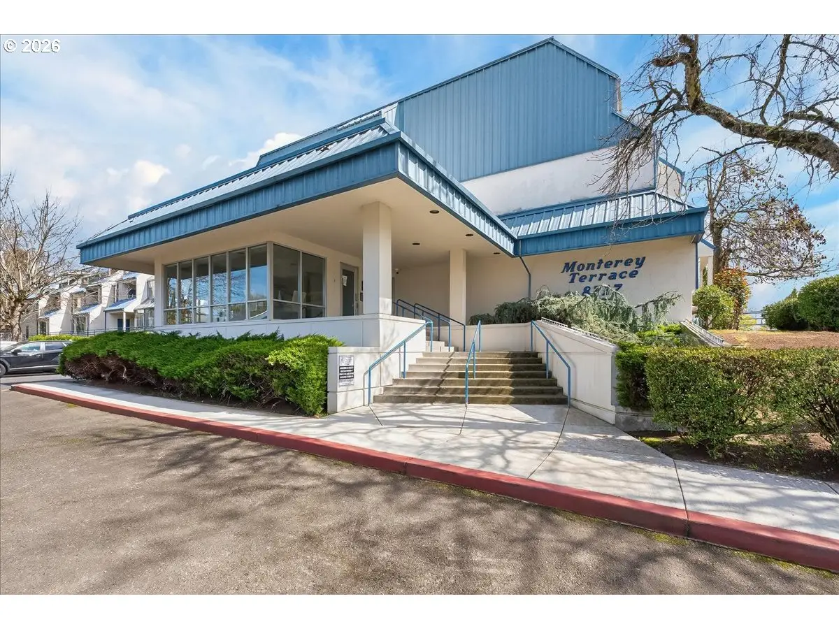 8717 SE Monterey Ave #304, Northwest Clackamas, OR 97086 - #1