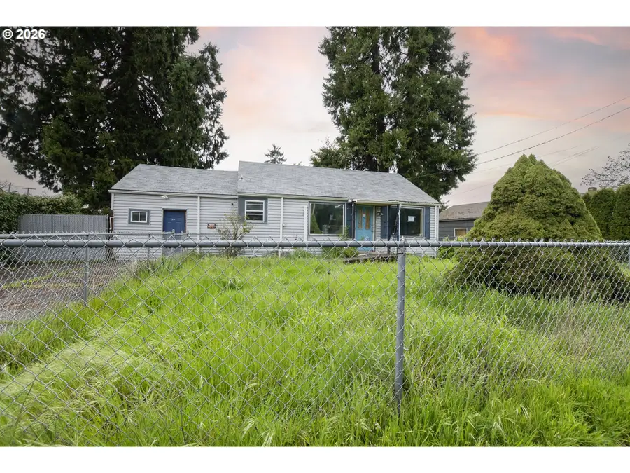 5418 A St, Springfield, OR 97478 - #2