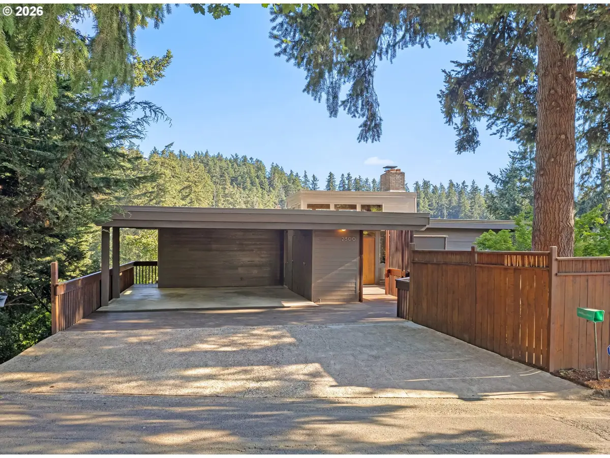2300 Parkside Ln, Eugene, OR 97403 - #1