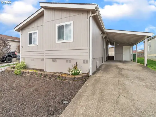 1000 S Mckern Ct #61, Newberg, OR 97132 - Image #1