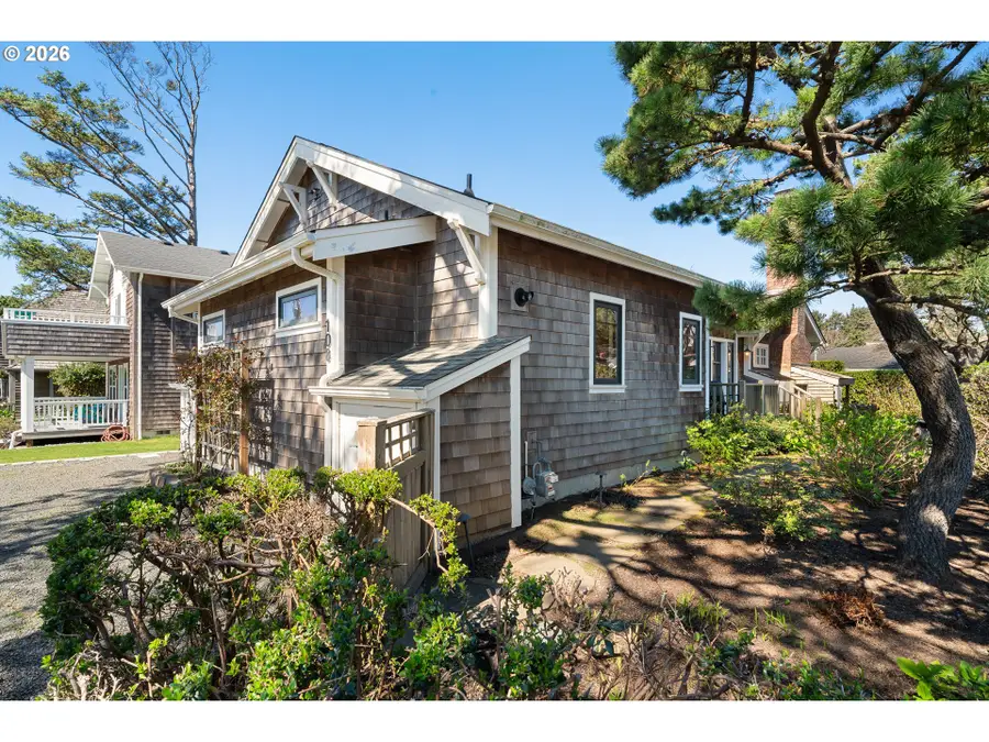 108 W Madison St, Cannon Beach, OR 97110 - #2