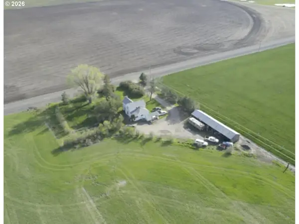63563 Booth Ln, LaGrande, OR 97850