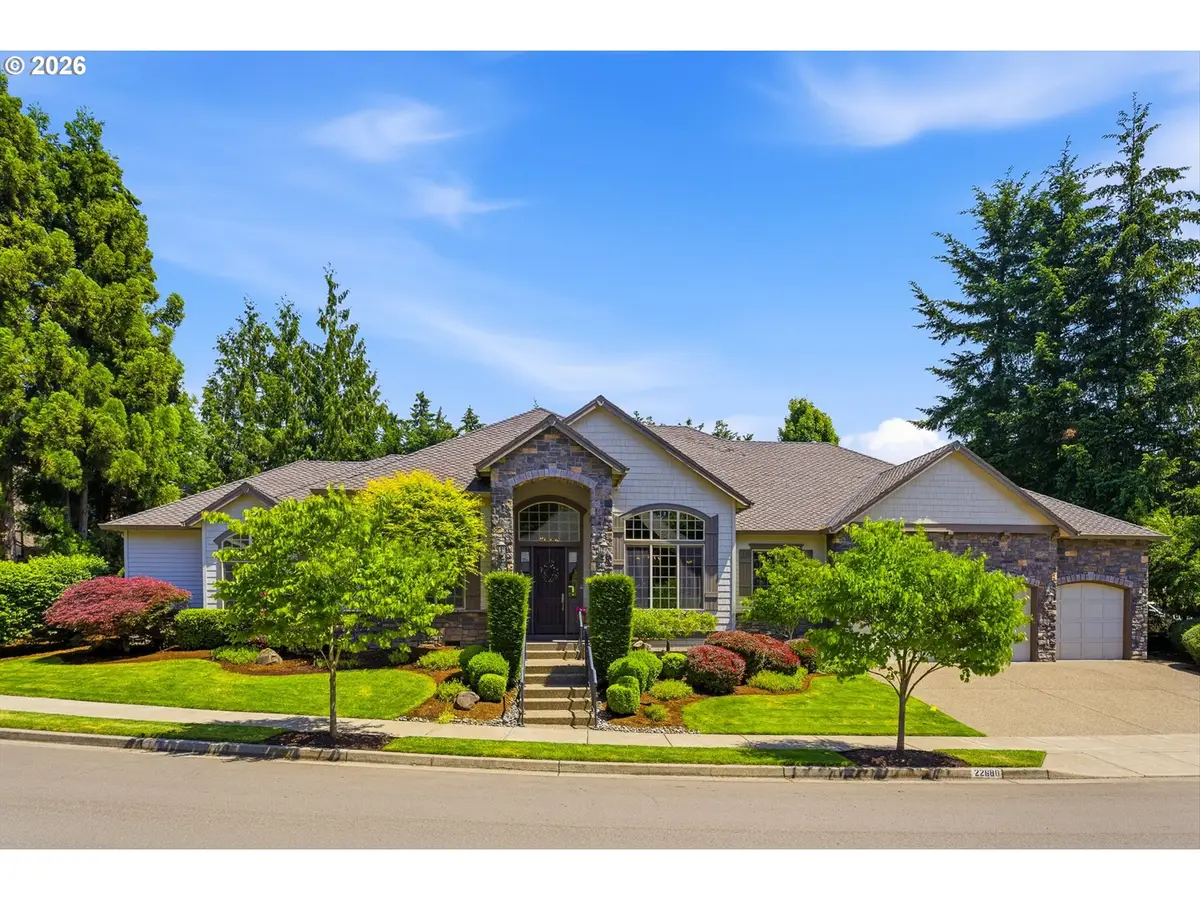 22680 SW 96th Dr, Tualatin, OR 97062 - #1