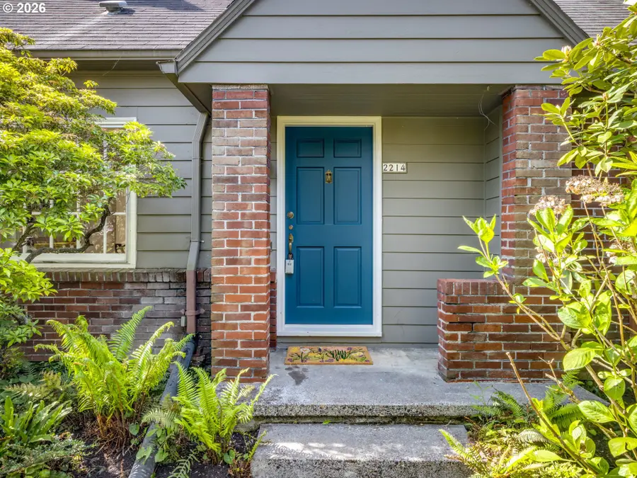 2214 N Emerson St, Portland, OR 97217 - #3