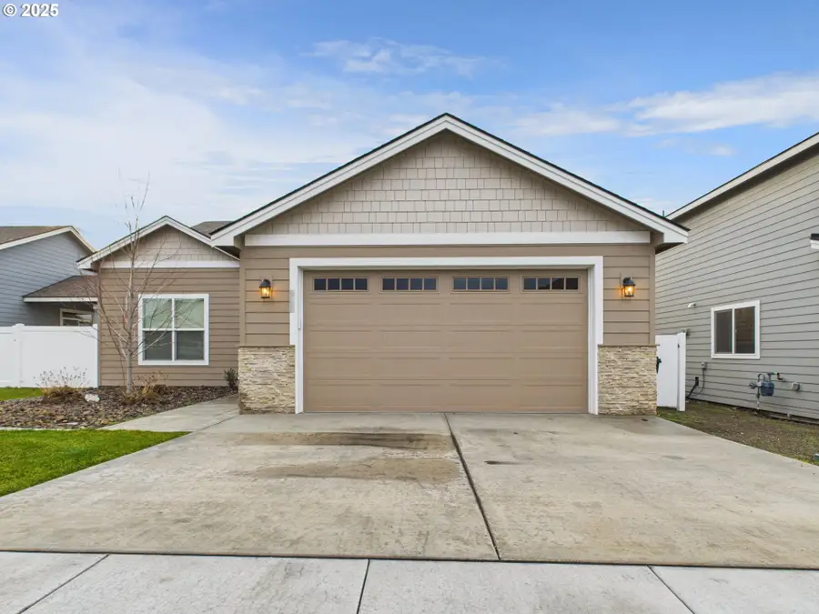 862 E Autumn Ave, Hermiston, OR 97838 - Image #3