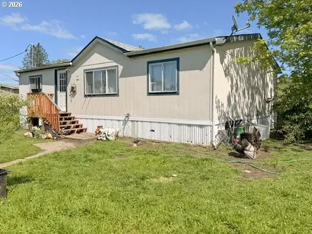 5123 Melody Ln, Roseburg, OR 97471 - #2