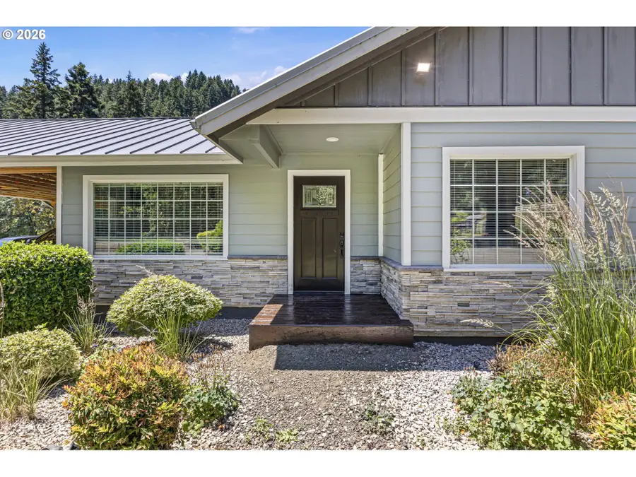 1462 Schad Rd, Elkton, OR 97436 - #3