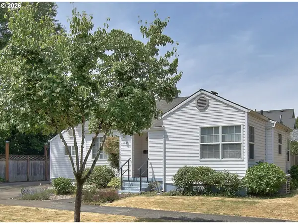 1035 NE Ford St, McMinnville, OR 97128