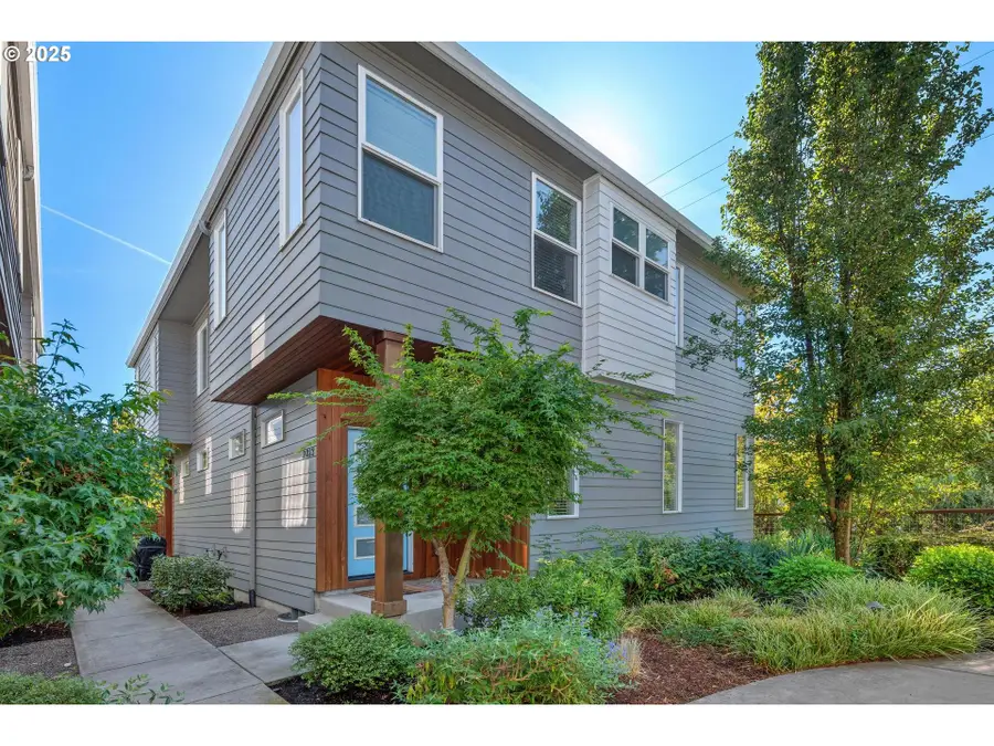 2813 SE Hawthorne Blvd #5, Portland, OR 97214 - Image #2