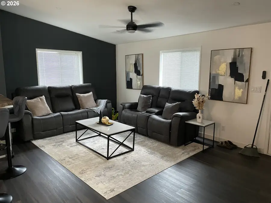 13055 SE Stark St #39, Portland, OR 97233 - Image #3