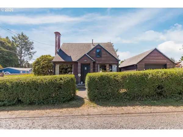 1822 SE 2nd St, LincolnCity, OR 97367