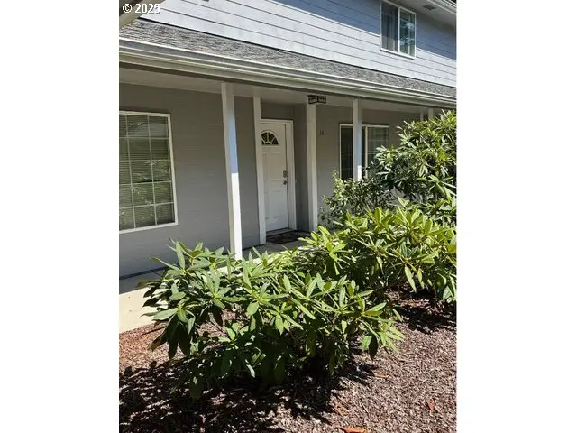 1150 Hemlock St #C-11, Florence, OR 97439 - Image #2