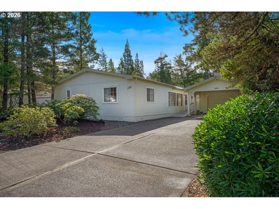146 42nd Way, Florence, OR 97439 - #3