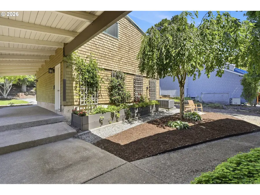 20122 NE Interlachen Ln, Fairview, OR 97024 - #3
