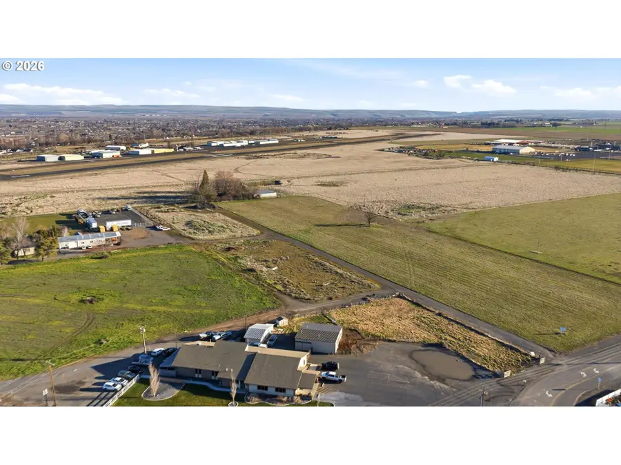E Airport Rd, Hermiston, OR 97838 - #3