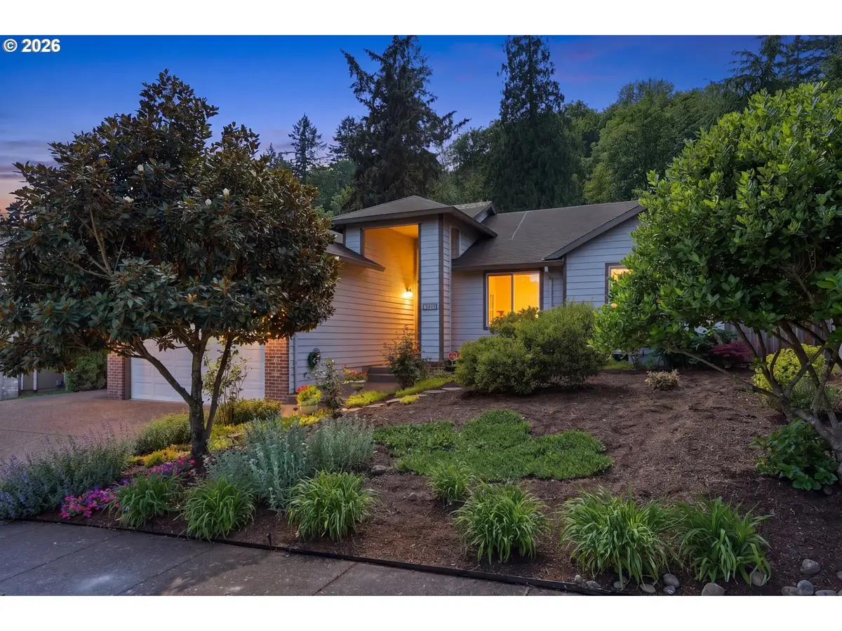 4619 SE Powell Butte Pkwy, Portland, OR 97236 - #1